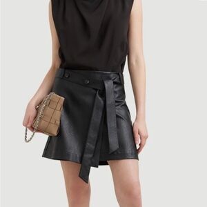nwt Modern Citizen Tanner Black Faux Leather A-Line Wrap Mini Skirt Size 1X